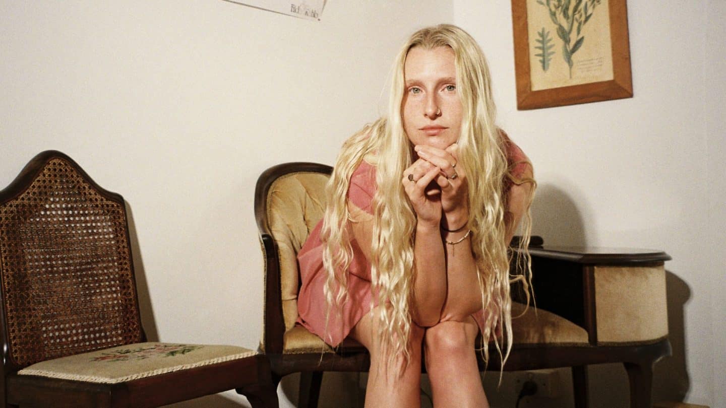 Billie Marten